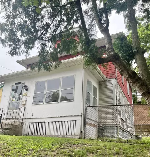 808 Cooley Pl, Jackson, MI 49203 photo 7