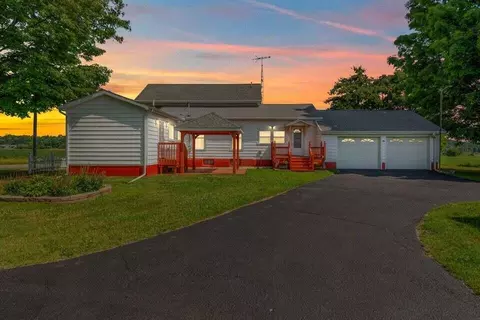 1191 Edon, Hillsdale, MI 49242
