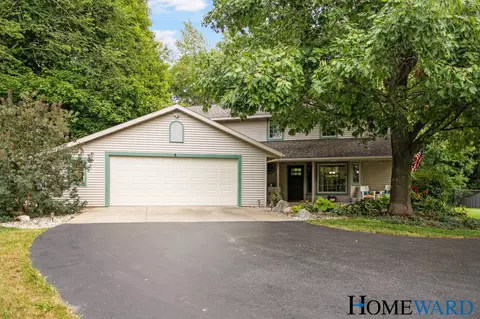 6080 Cherry Valley Rd, Middleville, MI 49333