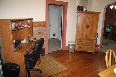 255 Randolph St, Jackson, MI 49203 photo 2