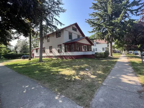 301 N Ferry St, Ludington, MI 49431