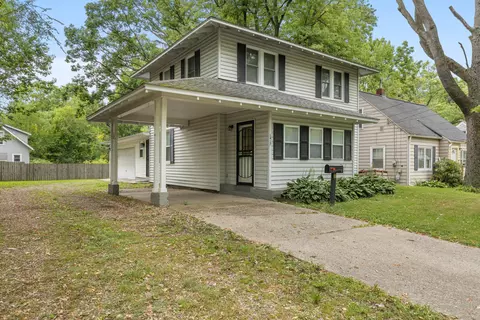 1417 Stamford Ave, Kalamazoo, MI 49048
