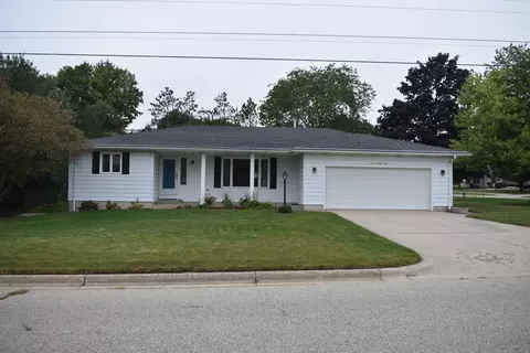 733 N Weaver, Fremont, MI 49412