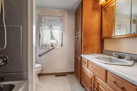 269 E North St, Marcellus, MI 49067 photo 10