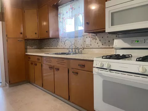 599 Royal Dr, Jackson, MI 49202 photo 43