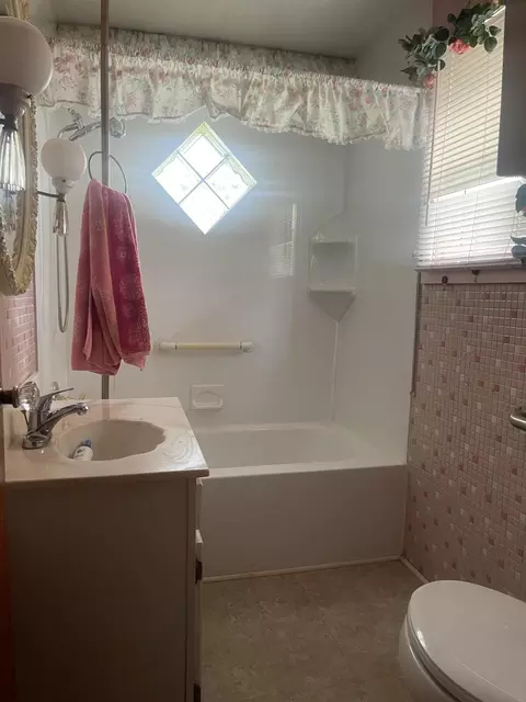 599 Royal Dr, Jackson, MI 49202 photo 39