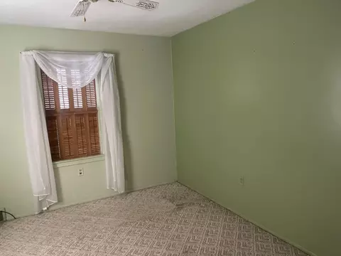599 Royal Dr, Jackson, MI 49202 photo 42