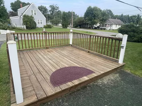599 Royal Dr, Jackson, MI 49202 photo 13