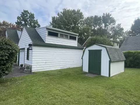 599 Royal Dr, Jackson, MI 49202 photo 14