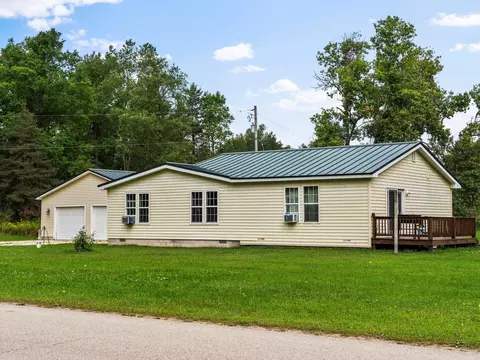 8986 W Falmouth Rd, Mcbain, MI 49657