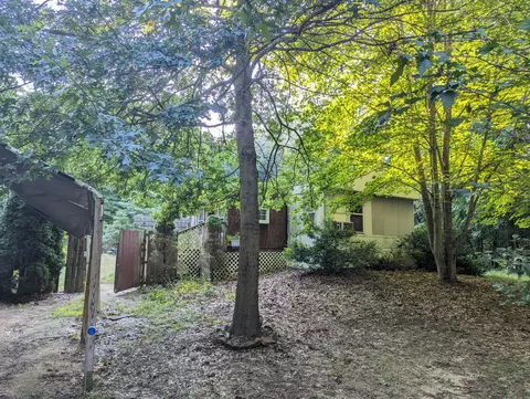 212 4th St, Breedsville, MI 49027