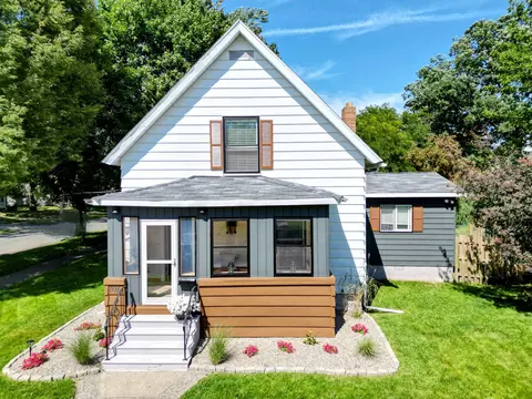 1014 W Washington Ave, Jackson, MI 49203