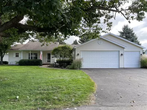7764 Sunset Shores Dr, Canadian Lakes, MI 49346