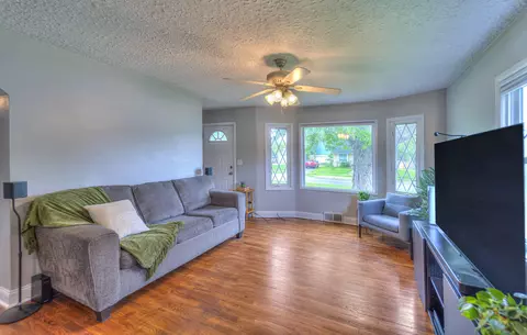 2403 Twilight St, Jackson, MI 49203 photo 4