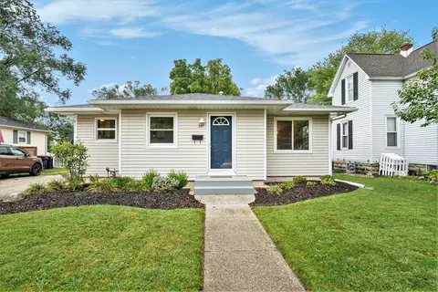 297 W 21st St, Holland, MI 49423