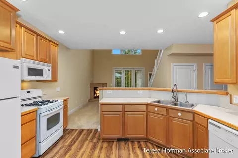 493 Morton Ave #2, Belding, MI 48809 photo 10
