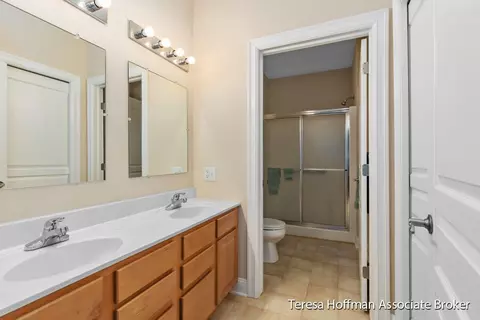 493 Morton Ave #2, Belding, MI 48809 photo 17