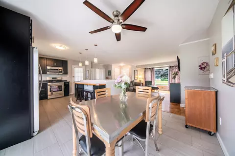 1516 Devonshire Rd, Jackson, MI 49203 photo 8