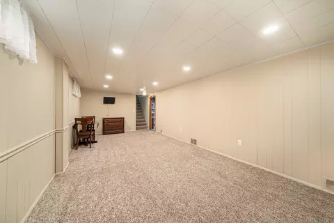 1516 Devonshire Rd, Jackson, MI 49203 photo 22