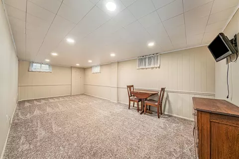 1516 Devonshire Rd, Jackson, MI 49203 photo 21