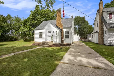 425 Vanallen St SE, Grand Rapids, MI 49548