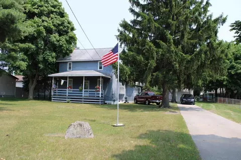 402 N Staffon St, Ludington, MI 49431