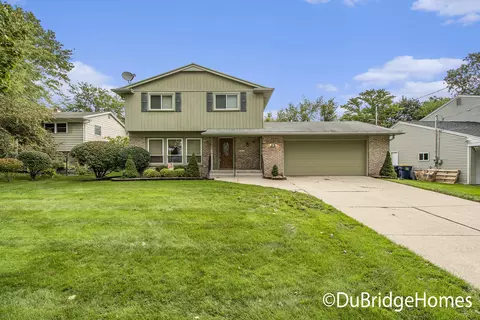 1428 Laurel Ave SE, Grand Rapids, MI 49506