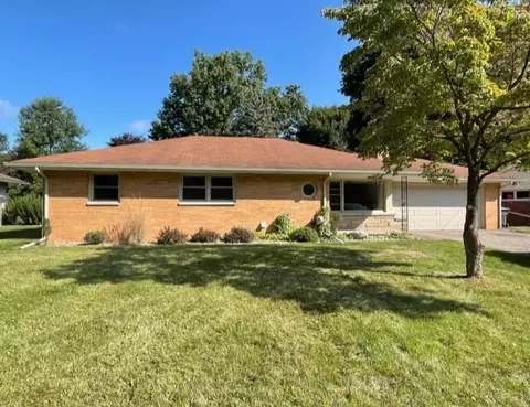 2005 Winters Dr, Portage, MI 49002
