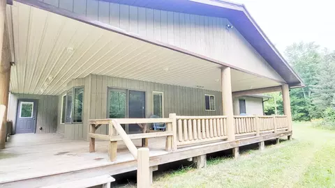 3467 N Walnut Ave, White Cloud, MI 49349 photo 4