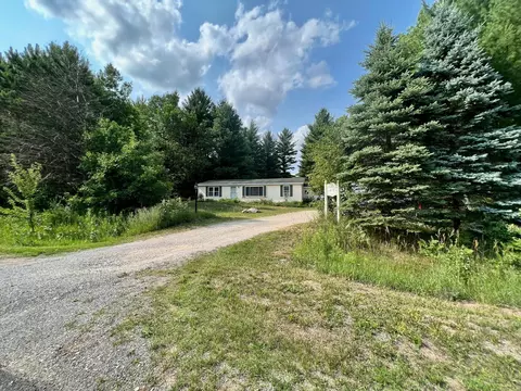 8931 E 30 12 Rd, Cadillac, MI 49601