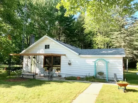 6728 E First St, Branch, MI 49402
