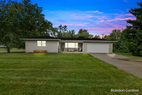 4455 W Grand Blvd NW, Grand Rapids, MI 49534