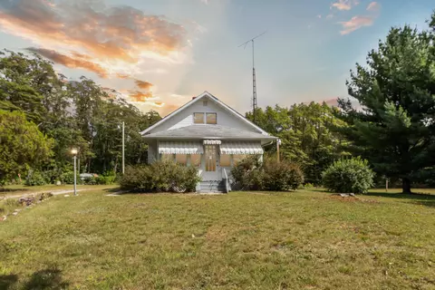26063 M 140, South Haven, MI 49090