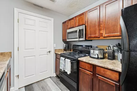 304 Ashley Ct, Brooklyn, MI 49230 photo 17