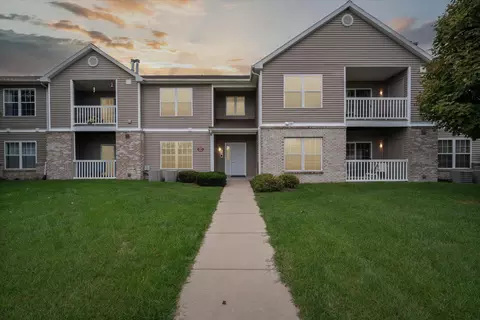 304 Ashley Ct, Brooklyn, MI 49230