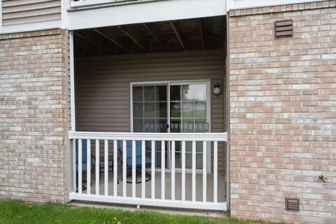 304 Ashley Ct, Brooklyn, MI 49230 photo 32