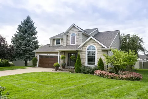 2851 N Horseshoe Dr SW, Wyoming, MI 49418