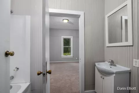 1936 Main St, Mcbride, MI 48852 photo 21