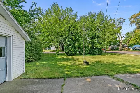1936 Main St, Mcbride, MI 48852 photo 35