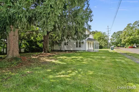 1936 Main St, Mcbride, MI 48852 photo 3