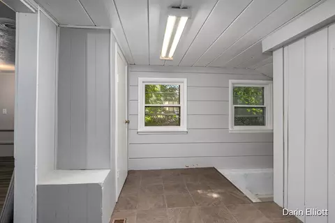 1936 Main St, Mcbride, MI 48852 photo 24