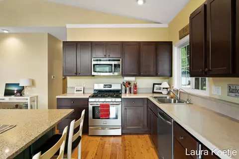 465 Adele Dr, Trufant, MI 49347 photo 12