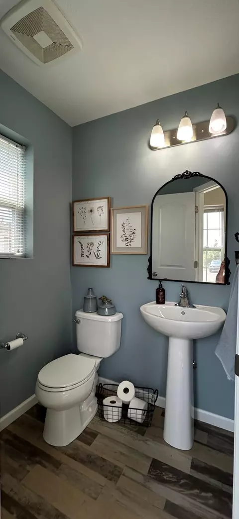277 Vansen Dr, Kent City, MI 49330