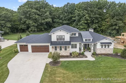5619 Stonebridge Dr, Grandville, MI 49418