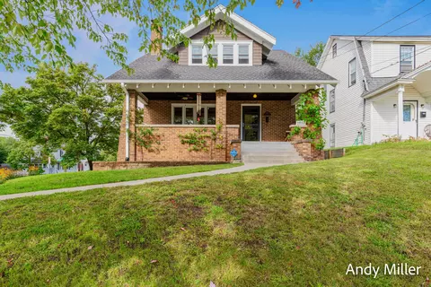 1057 Fuller Ave SE, Grand Rapids, MI 49506