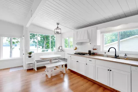 215 Westshore Dr, Jerome, MI 49249 photo 11