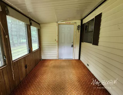 5415 E 28th St, White Cloud, MI 49349 photo 6