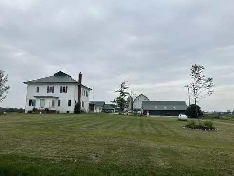 9320 192nd Ave, Holton, MI 49425