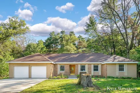 14130 Nancy Dr, Big Rapids, MI 49307