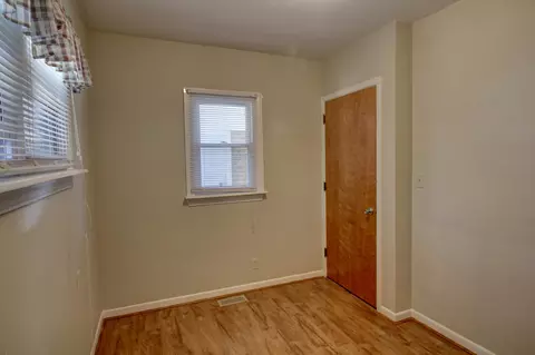 710 Griswold St, Jackson, MI 49203 photo 36